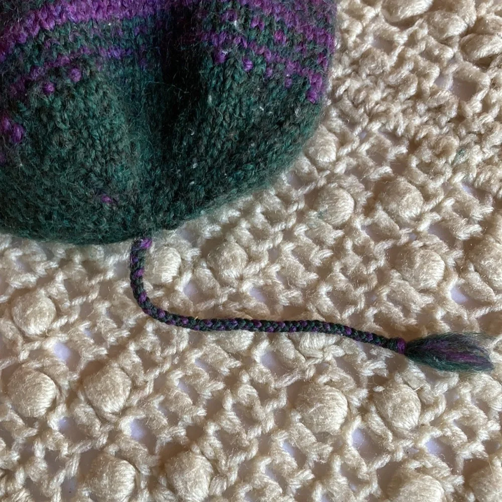 Hand knit beanie for child